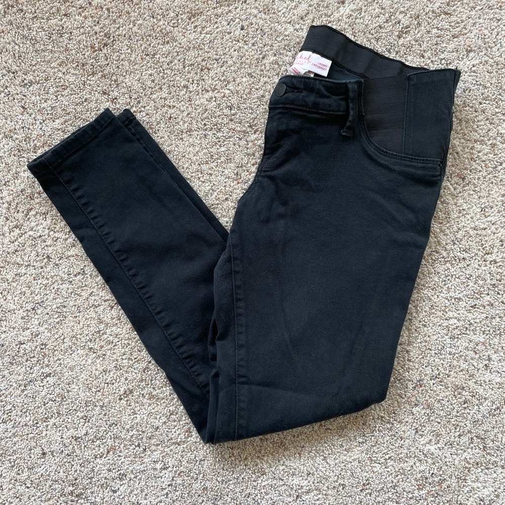 Maternity skinny jeans
